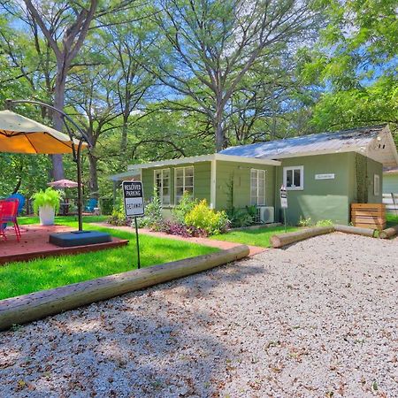 ウィンバリー Creekside Cabins - The Getawayヴィラ エクステリア 写真