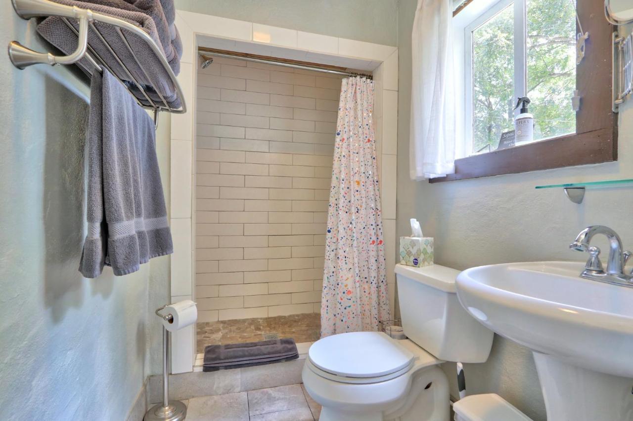 ウィンバリー Creekside Cabins - The Getawayヴィラ エクステリア 写真